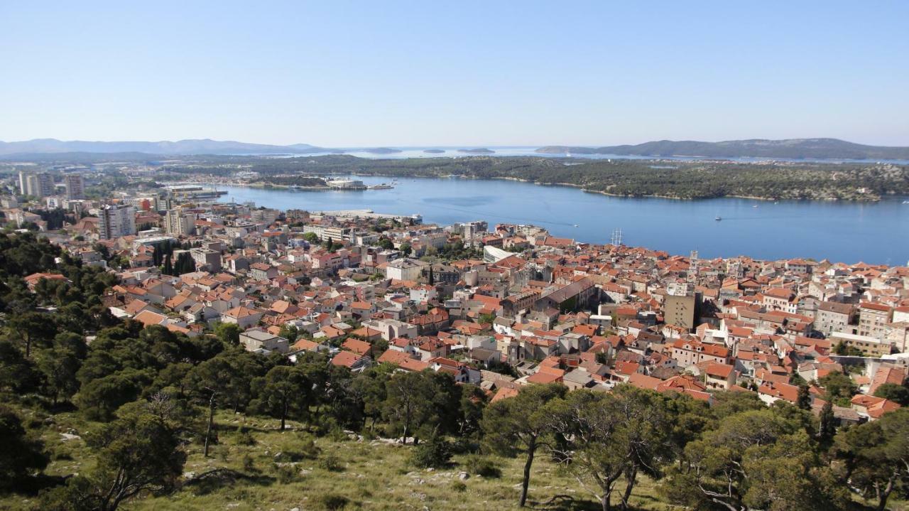 City Center Garden Apartments Sibenik Exterior photo